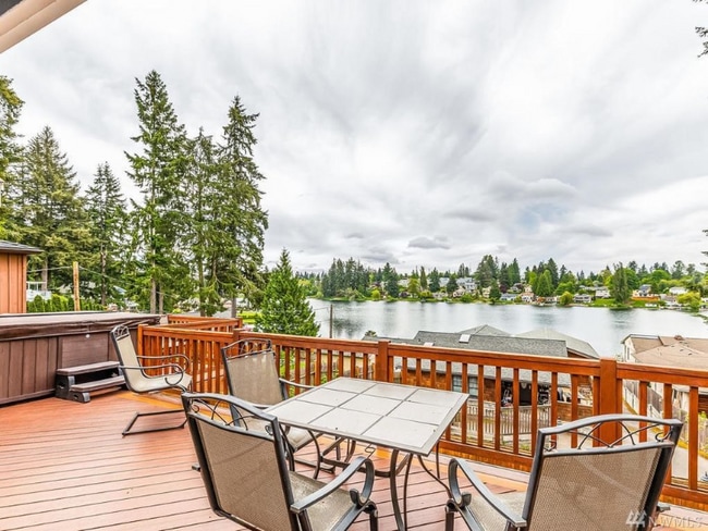 Photo - 3728 Serene Way