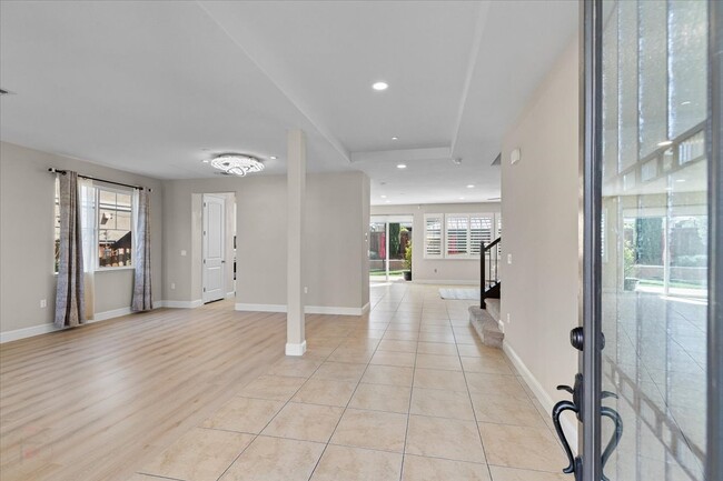 Photo - 2148 Hilda Way House