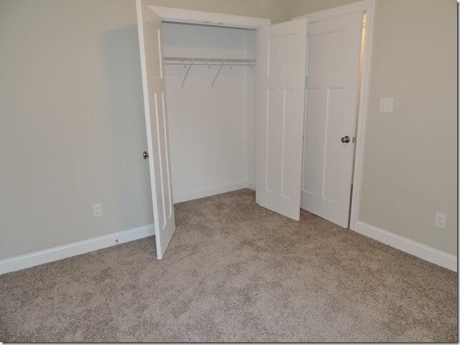 Photo - 4018 Saxby Ln NW