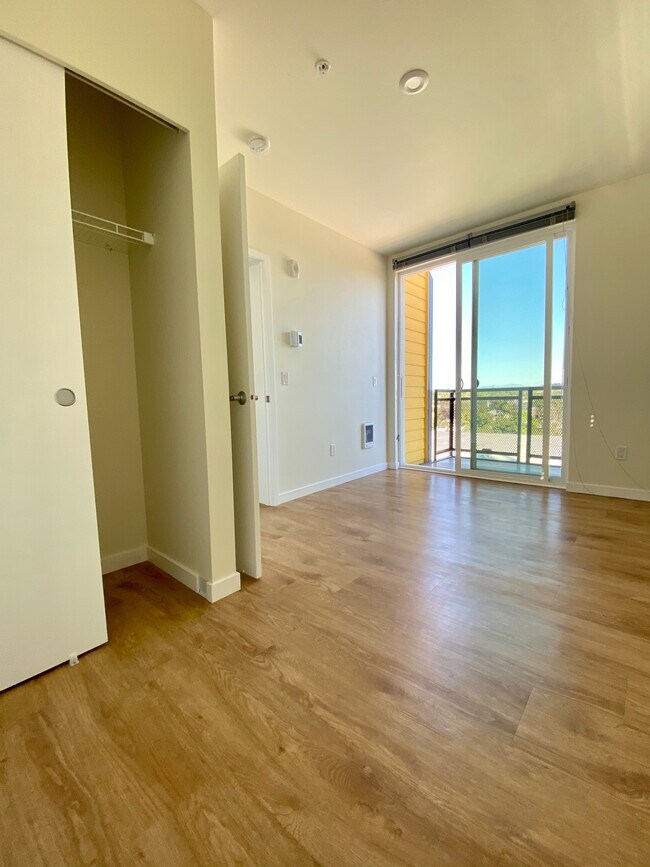Bayview West Apartments