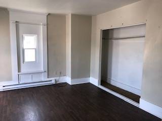 Photo - 10 5th St SE