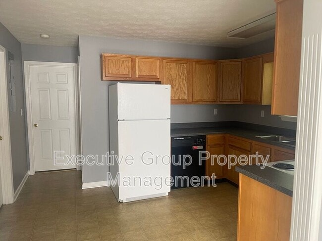 Photo - 115 Kenilworth Ct