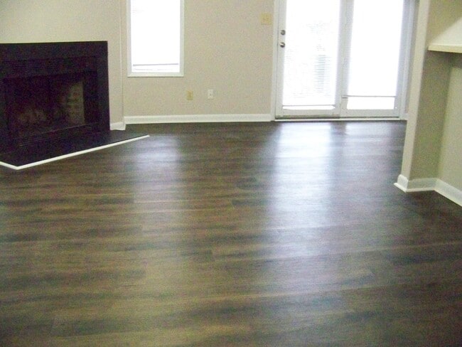 Photo - BARTON'S LANDING