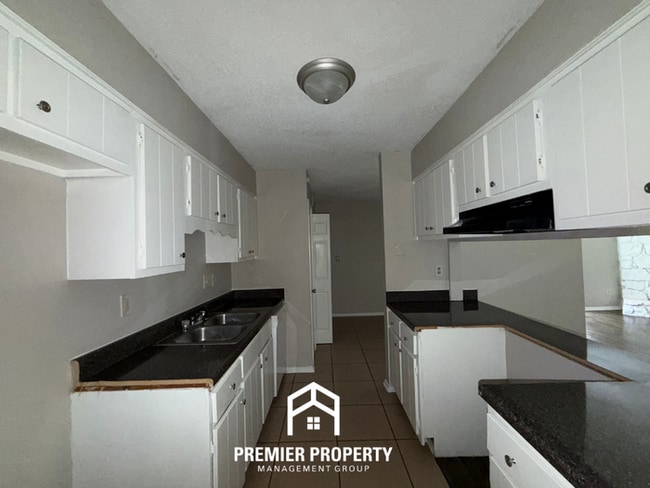 Photo - Charming 3BR/2BA Bartlett Area Home | Soaring Vaulted Ceilings, Rustic Fireplace & 2-Car Garage