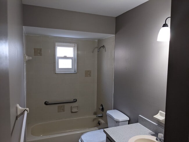 Photo - 152 E Towne Pl