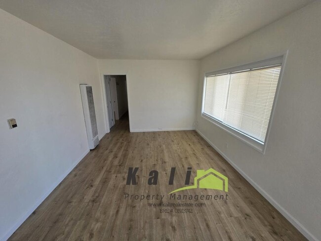 Photo - 2141 Flintridge Dr