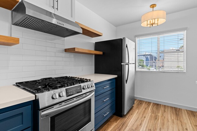 Photo - 936 Cedar Ave Unit 09