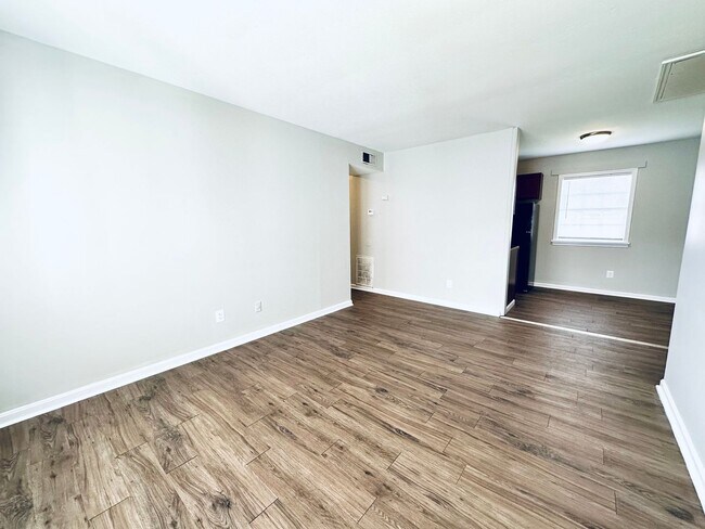 Photo - 1721 Tempest Way Unit 4