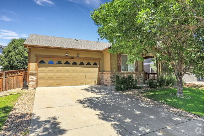Building Photo - $2,295.00, 2 bedroom plus office, 2 bathro... Rental