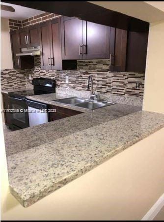 Photo - 4943 NW 82nd Ave