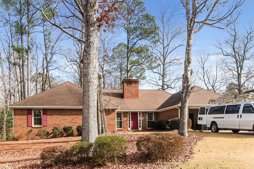 Photo - 1832 Walker Ridge Dr SW