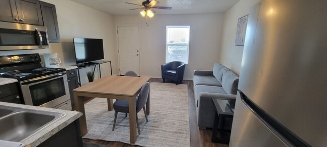 NEW LUXURY ONE BEDROOM APARTMENT FULLY FUR... - NEW LUXURY ONE BEDROOM APARTMENT FULLY FUR... Unit 2501-I