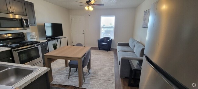 Building Photo - NEW LUXURY ONE BEDROOM APARTMENT FULLY FUR... Unit 2501-I