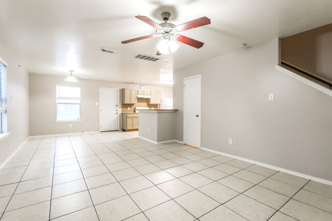 Photo - 21243 Linden House Ct