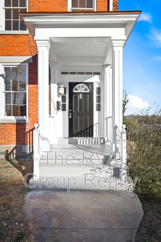 27 S Jefferson St Unit A