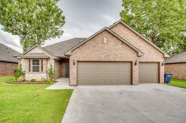 Building Photo - 4624 Rush Spring