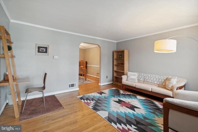 Photo - 705 Eastshire Dr