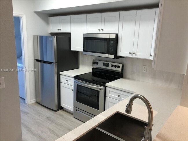 Photo - 2544 Centergate Dr Unit 108