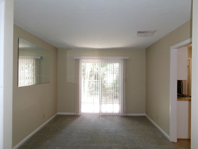 Photo - 4024 Maritimes Ct Unit B