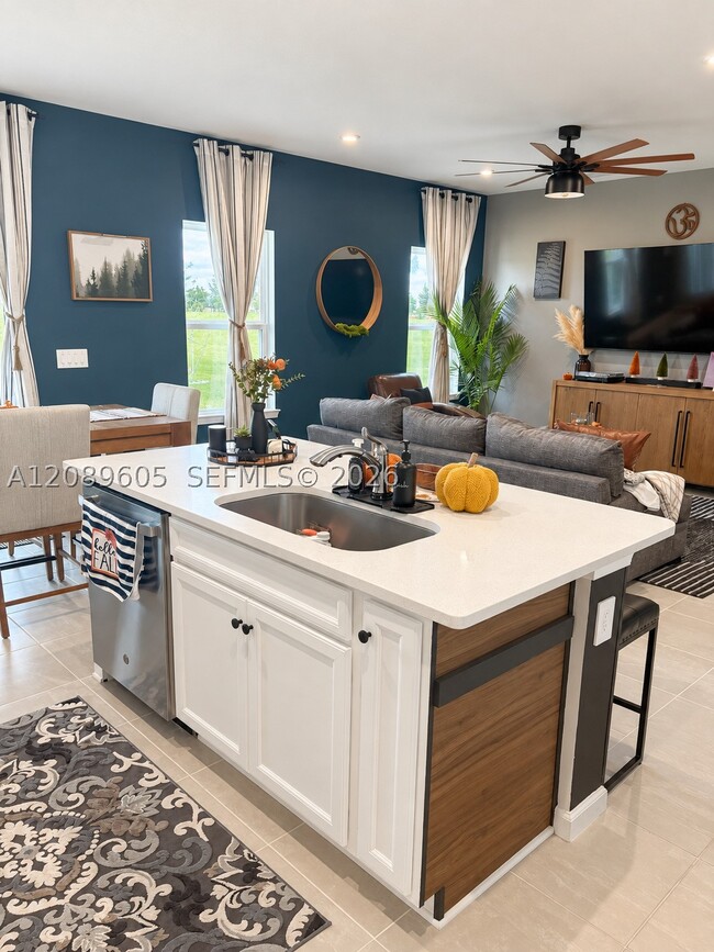 Photo - 12555 SW Forli Wy