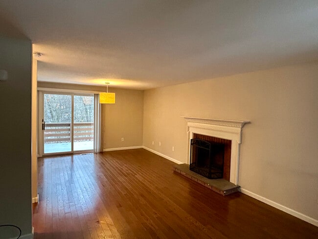 Photo - 21 Waterview Dr