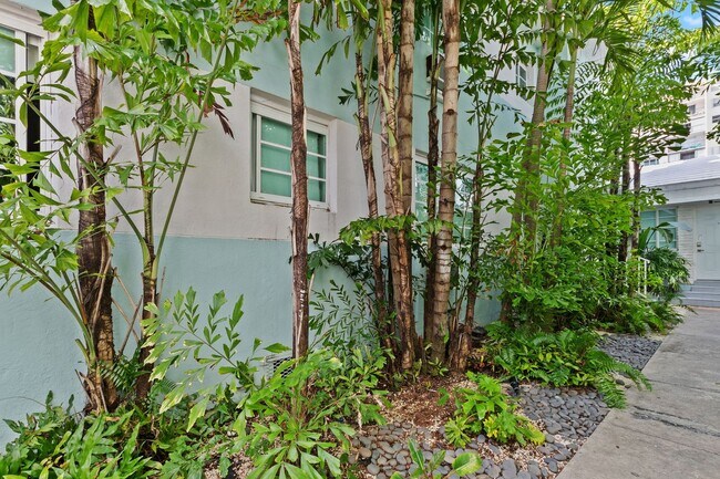 Photo - Resort-Style 1-Bedroom Apartment in Prime ...