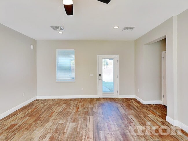 Photo - 3321 Buttonwood Ave