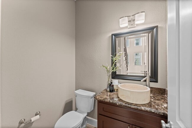 Photo - 127 Benjis Pl