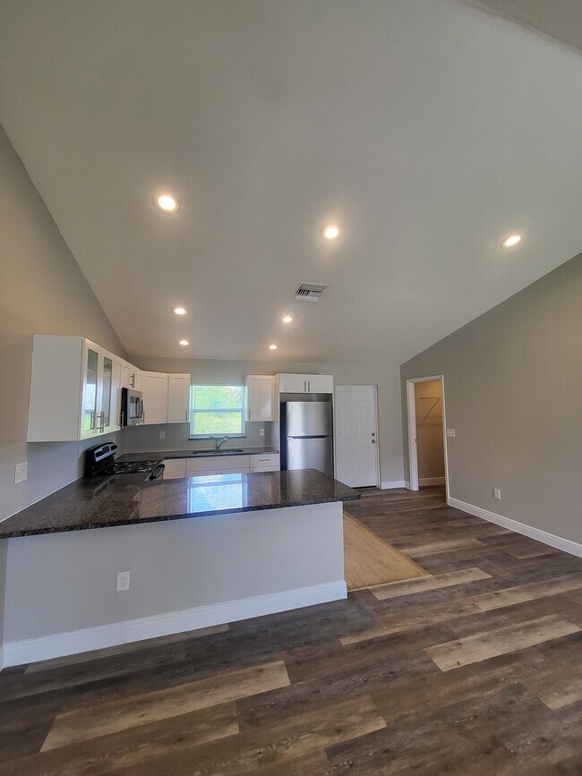 Photo - 9020 S Indio Cir