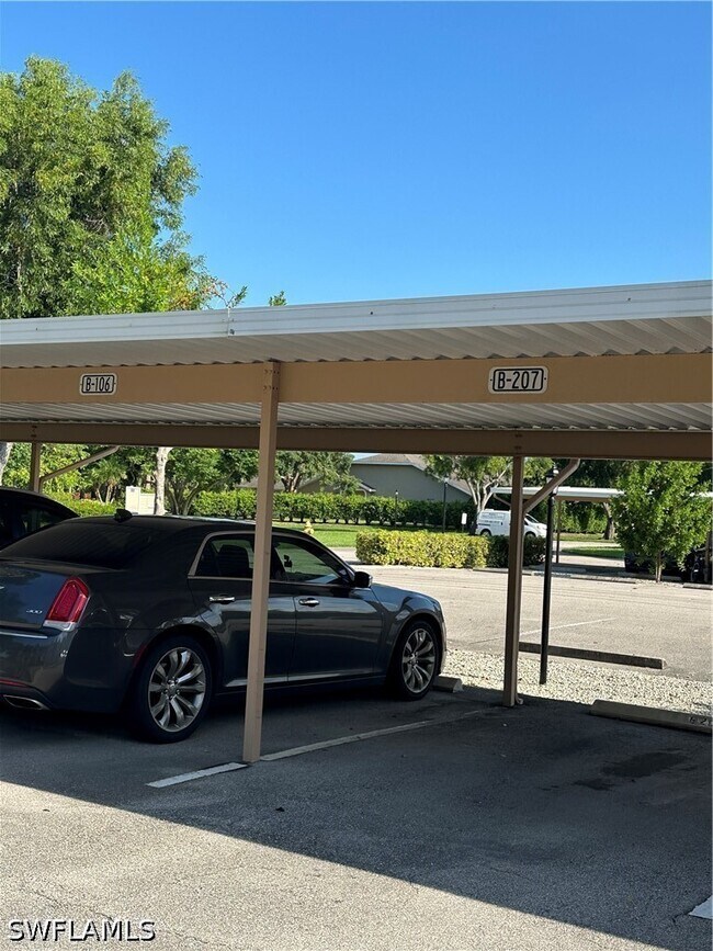 1950 W Crown Pointe Blvd Unit B106