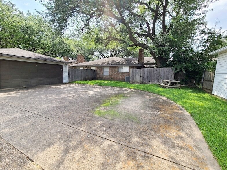 Photo - 7546 Brentcove Cir