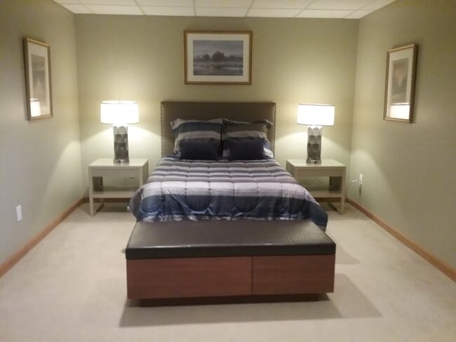 Dormitorio grande - 9 Mountain Laurel Ln Unidad Furnished