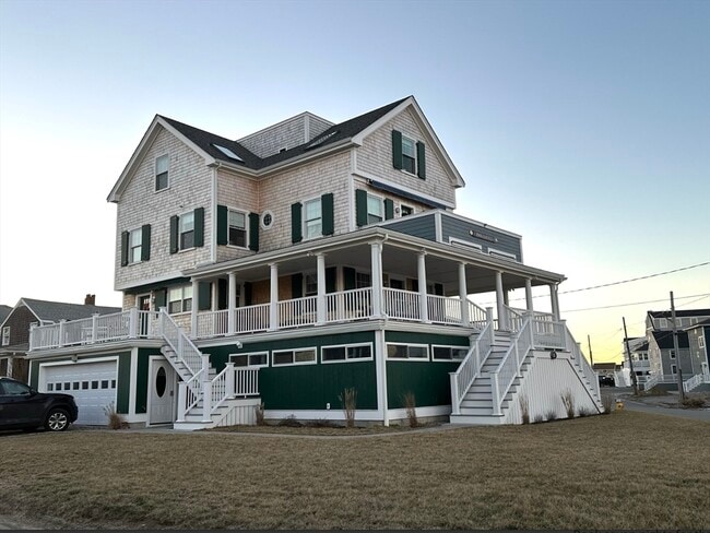 43 Oceanside Dr