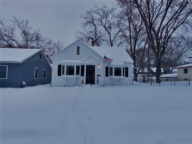 Building Photo - 3105 Georgia Ave S