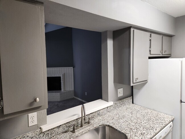 Photo - 1100 Augusta Dr Unidad 48