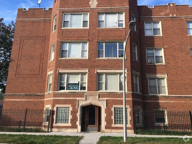 Building Photo - 7655 S Yates Blvd Unit 2406-2 Rental