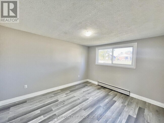 Photo - 1 Balfour Pl Unité 1