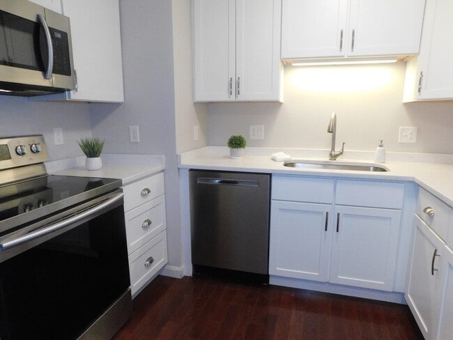 Photo - 780 Willard St Condo Unit C9