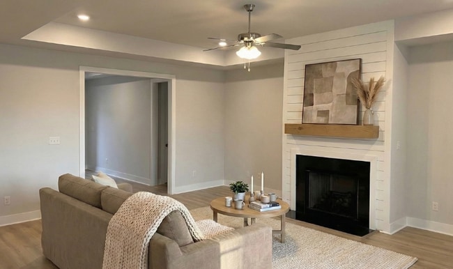 Photo - 213 Hannaway Cir