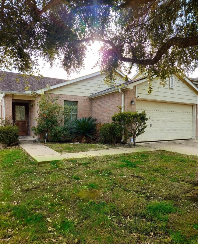 Building Photo - 18315 Fair Grange Ln