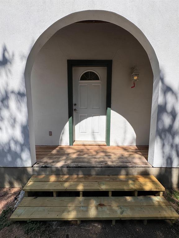 Photo - 201 W 33rd St