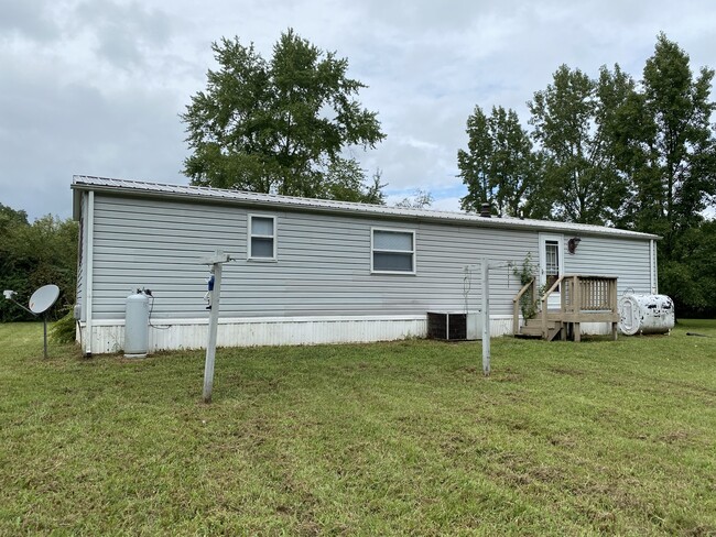 Photo - 2244 Rd 185 House