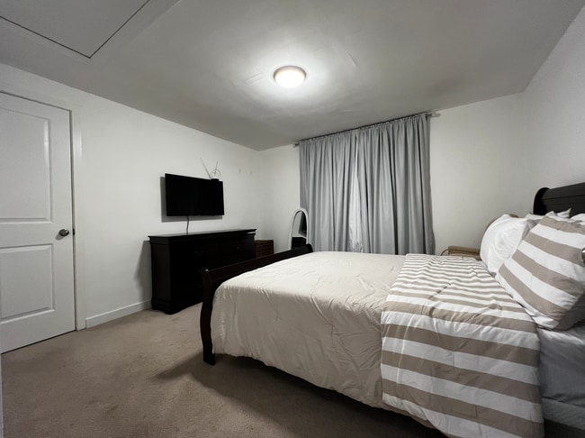 Photo - 517 Brooklawn Ave Unit F2