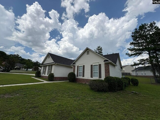 Photo - 112 Green Rose Rd