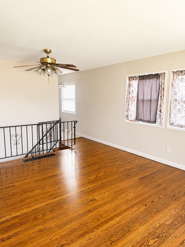 Photo - 10933 Brookings Dr