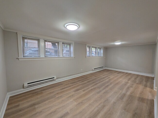 Photo - 2919 W George St
