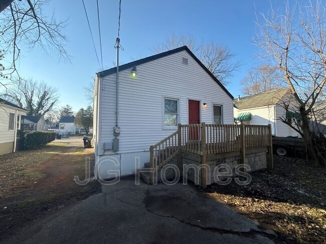 Photo - 117 N 45th St