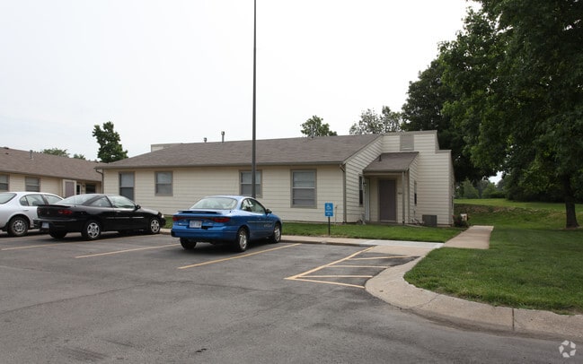 Park 7 Apartments For Rent in Olathe, KS | ForRent.com
