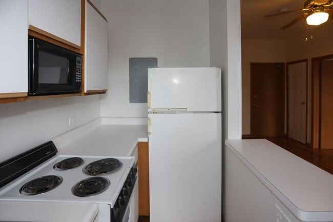 Photo - 640 W Barry Ave Unidad 804