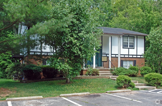 Building Photo - Olde English II (Patriot Eve) Rental